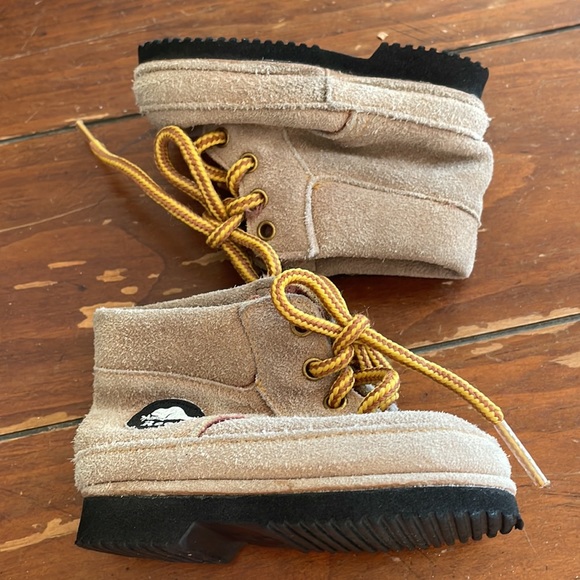 Roots baby suede ankle boots - Picture 3 of 7